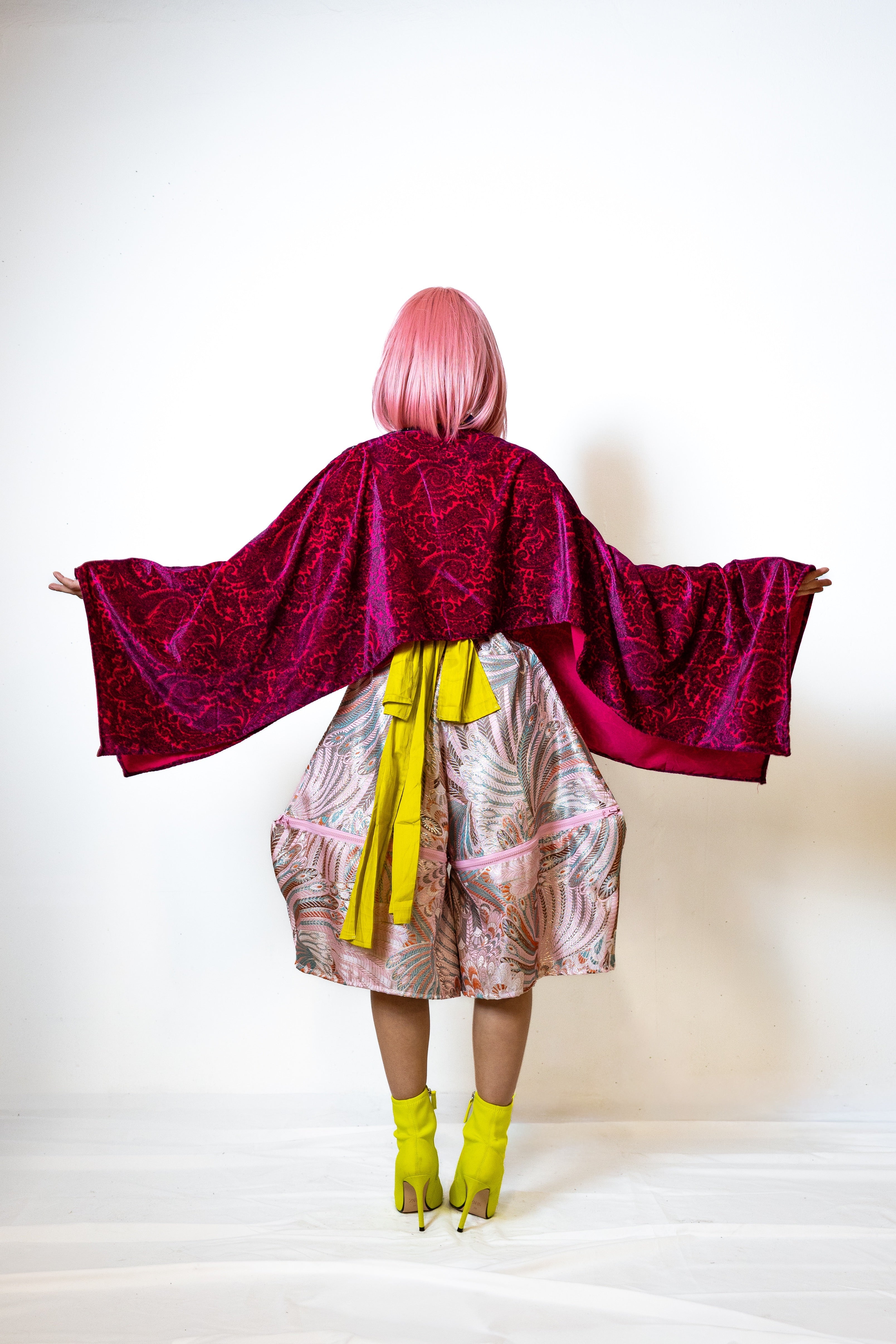 Unbound Dressing: A Philosophy of Limitless Function